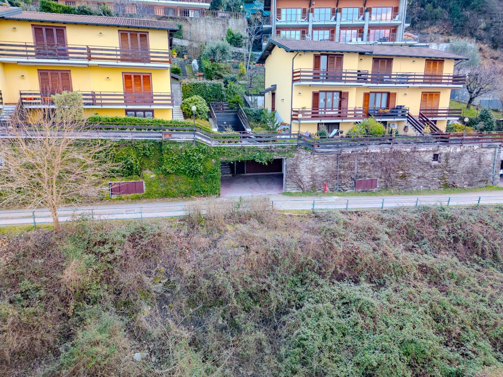 Appartamento A Due Passi Dal Lago Con Box Dorio エクステリア 写真